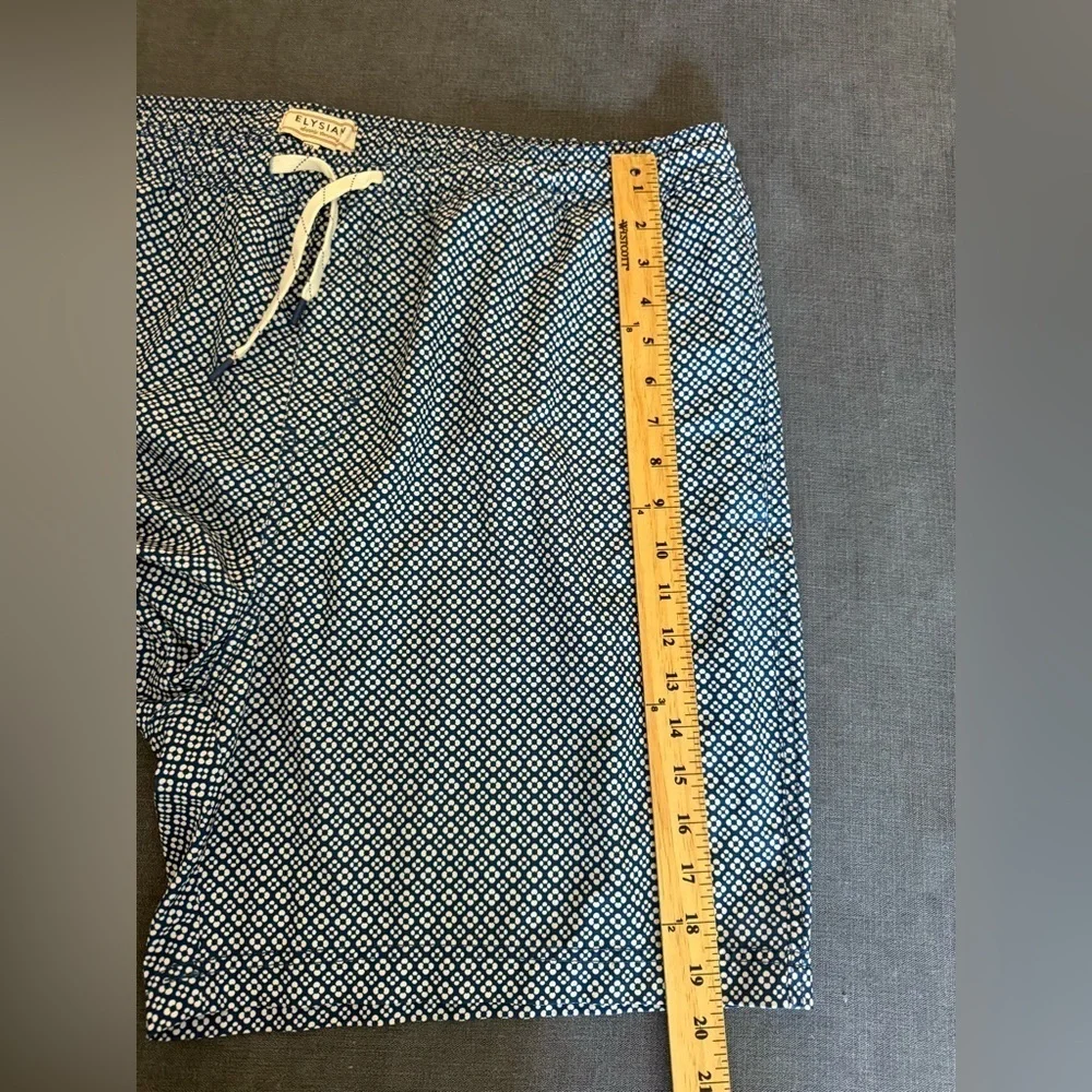Elysian Swim Shorts Men’s SZ 2XL Blue White Design Quick Dry Mesh Lined Stretch